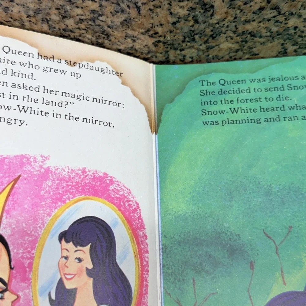 Vintage Snow White Seven Dwarfs Renzo Bartolomucci Nutmeg Press Board Book